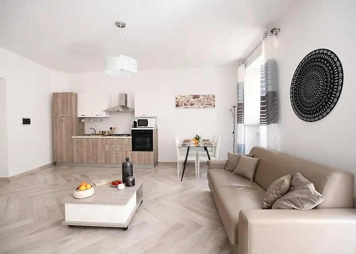 Casa San Basilio Centro Storico Διαμέρισμα
